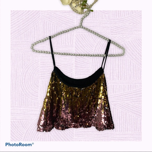 Forever 21 Mermaidcore Sparkly Silver, Gold & Pink Sequins Crop Top Size Large - Picture 1 of 10